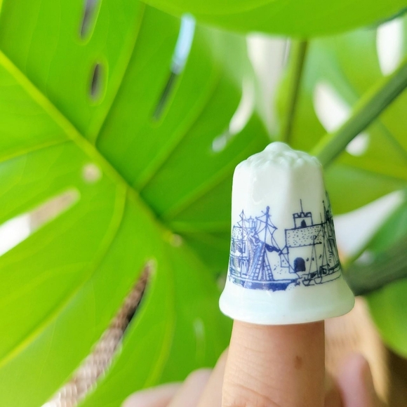 Vintage Poole Quay England Harbor Thimble - Picture 6 of 8